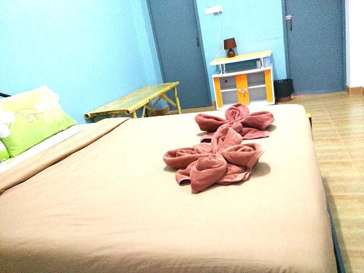 Yin Yang Guesthouse Чиангмай Экстерьер фото