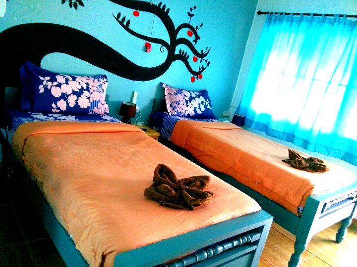 Yin Yang Guesthouse Чиангмай Экстерьер фото