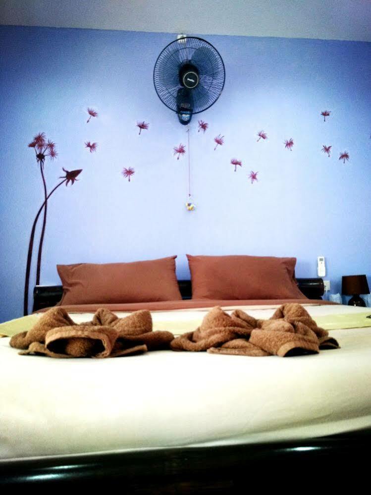 Yin Yang Guesthouse Чиангмай Экстерьер фото