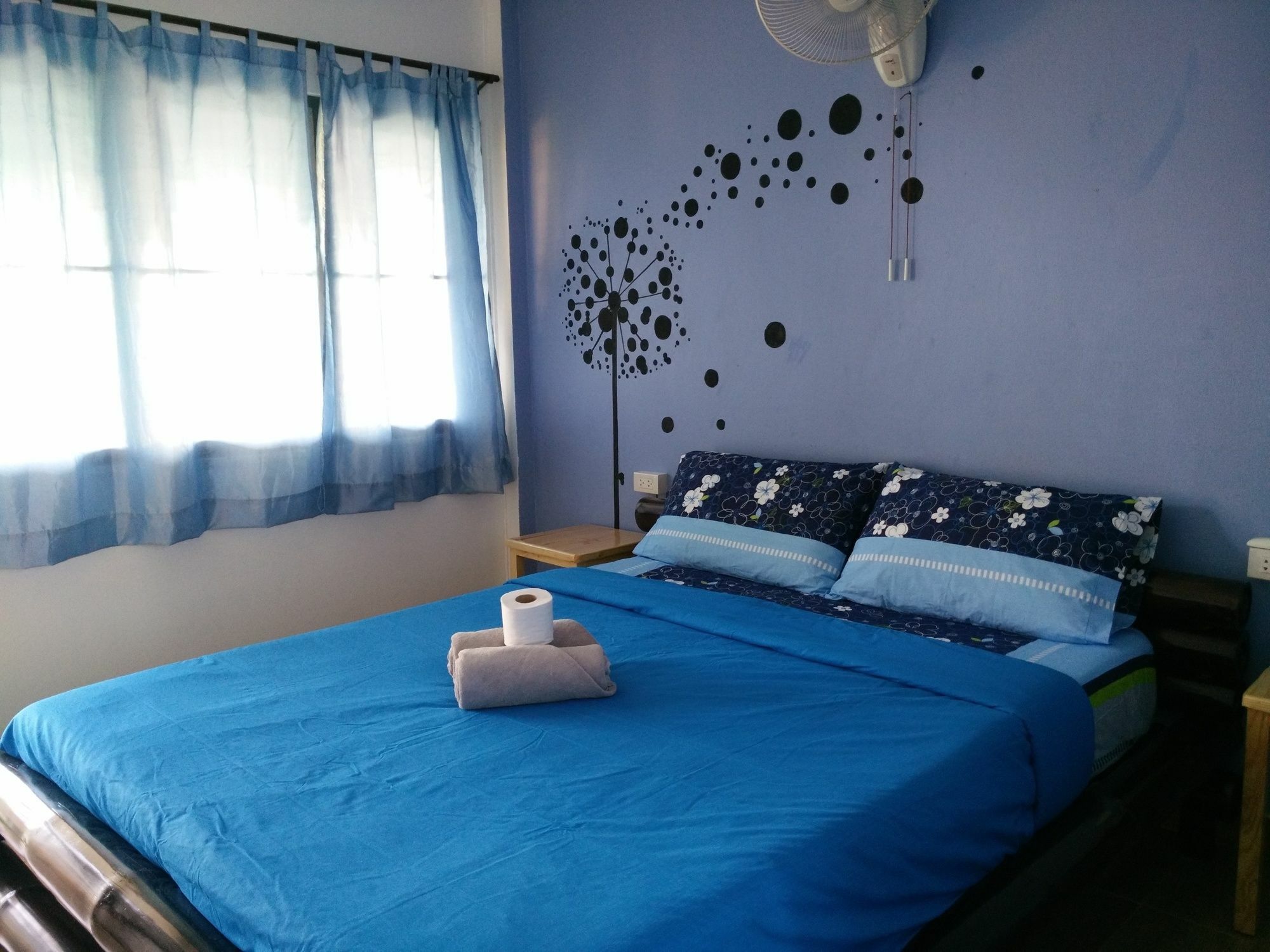 Yin Yang Guesthouse Чиангмай Экстерьер фото